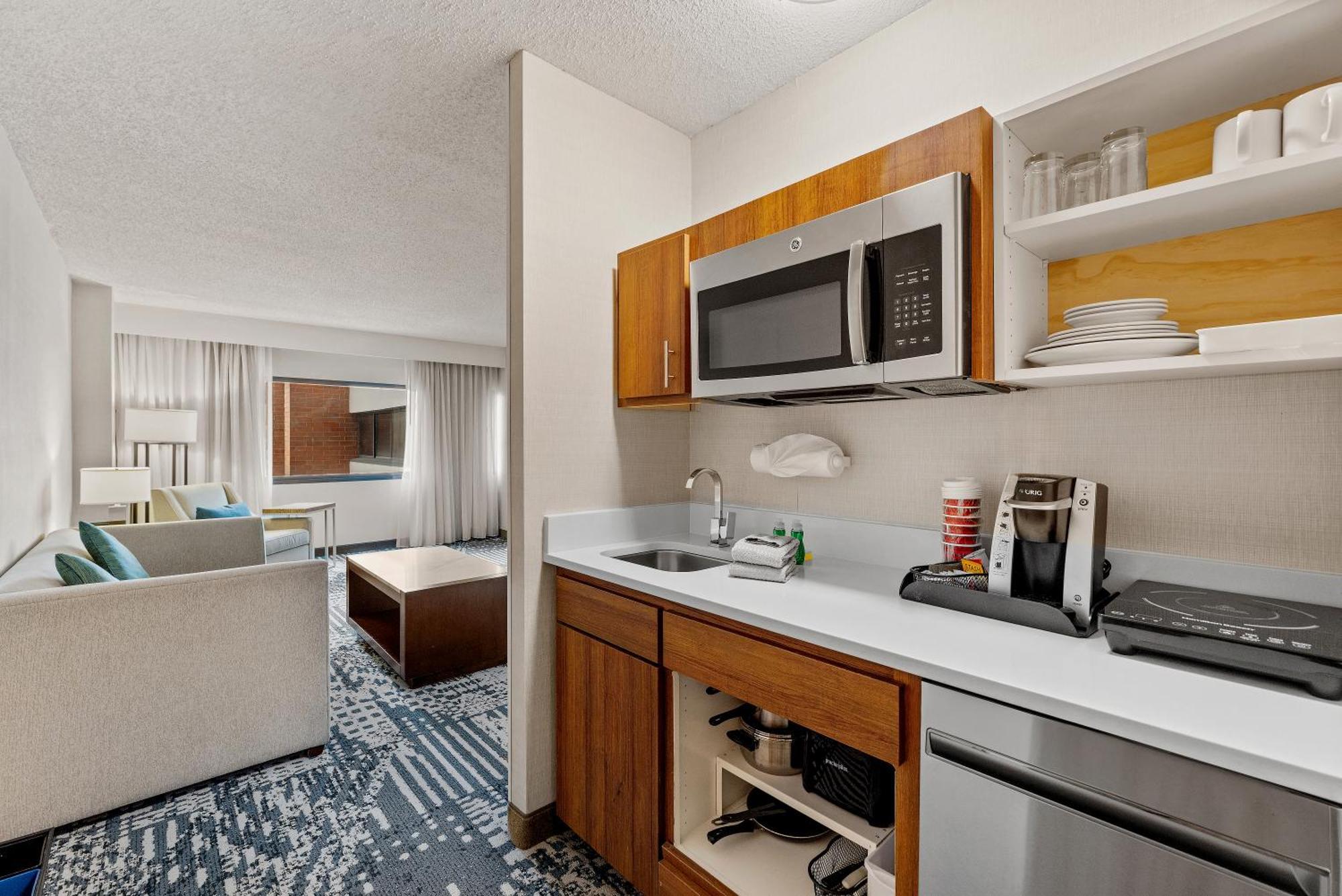 Delta Hotels By Marriott Mount Pleasant Racine Exterior photo